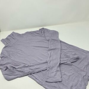 UO Lilac Turtle Neck